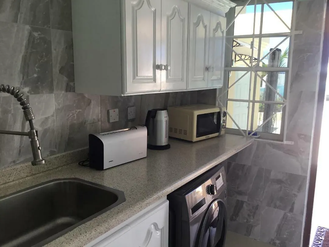 Cool Breeze ديسكفري باي 0*,